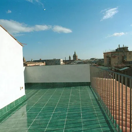 Bed & Breakfast Casa Orioles 3*