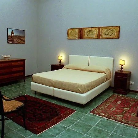 Casa Orioles Couette-café 3*