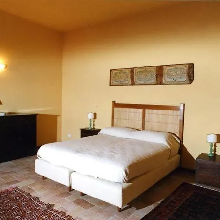 Casa Orioles 3*